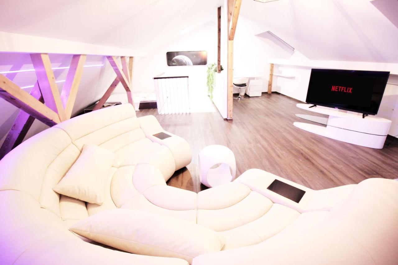 Secret Hideaways Space Loft Wohndesign Auf 2 Etagen L 450M Bis Uni دوسبرغ المظهر الخارجي الصورة